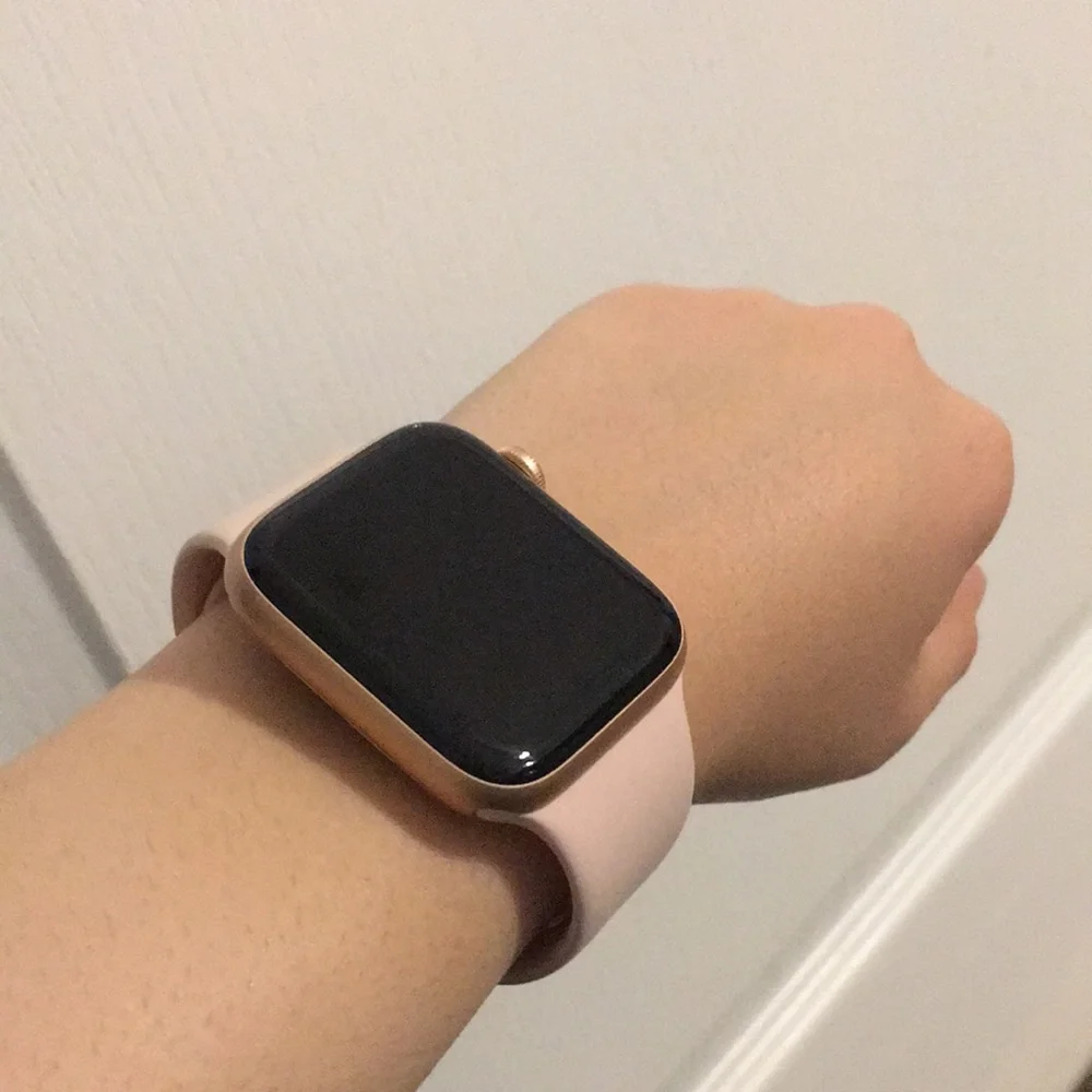 Rose Gold Apple Watch Series 5